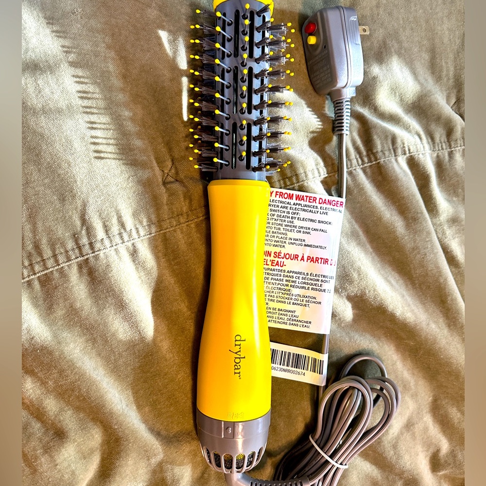 Dry bar single shot brush blow dryer brand new no box.